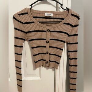 Cropped Ribbed Fitted Sweater